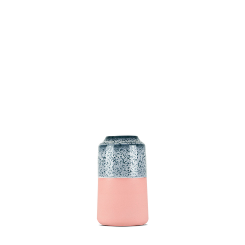 Lille vase i laks med petroleumsblå/hvid glasur #27,1